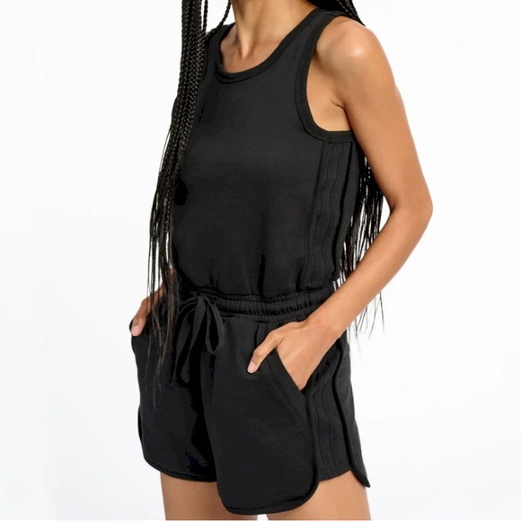 Splendid Pants - NWT Splendid Felice Romper. Black. Size S.